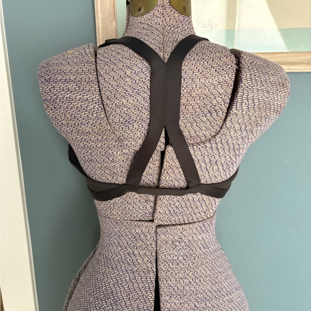 Patagonia Black Bikini Top - Picture 4 of 4